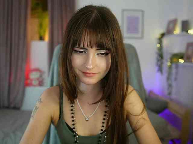 EllaYoung