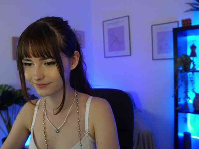 EllaYoung