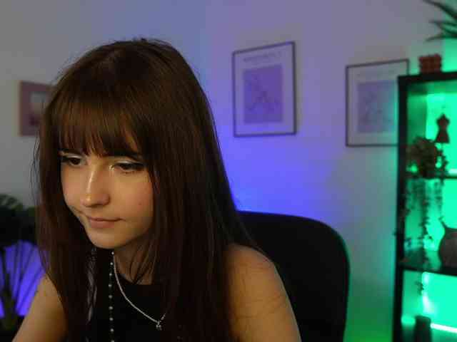 EllaYoung