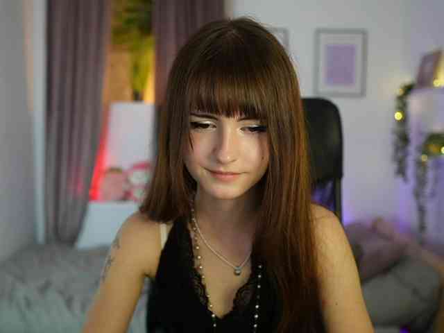 EllaYoung