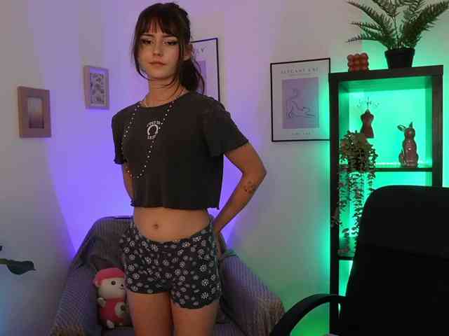 EllaYoung