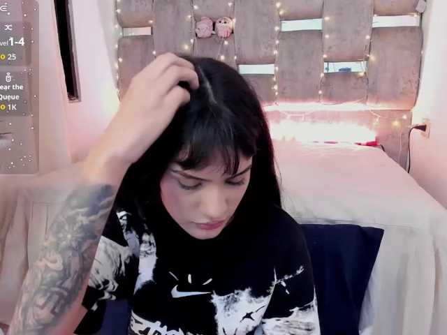 NohaNicole live cam on BongaCams