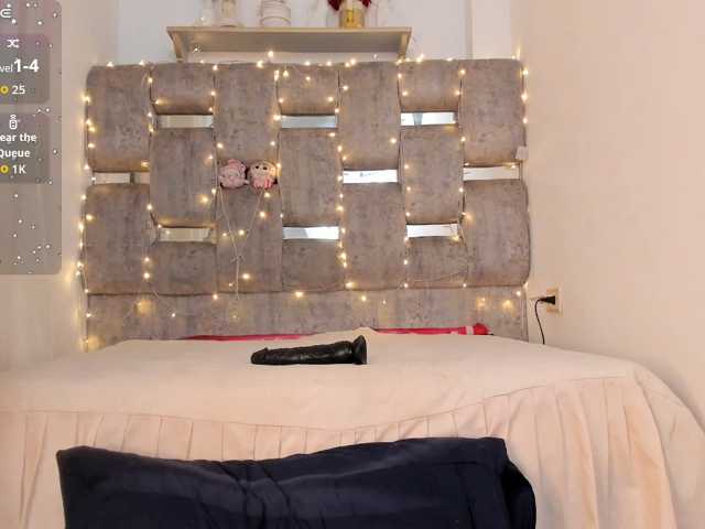 NohaNicole live cam on BongaCams