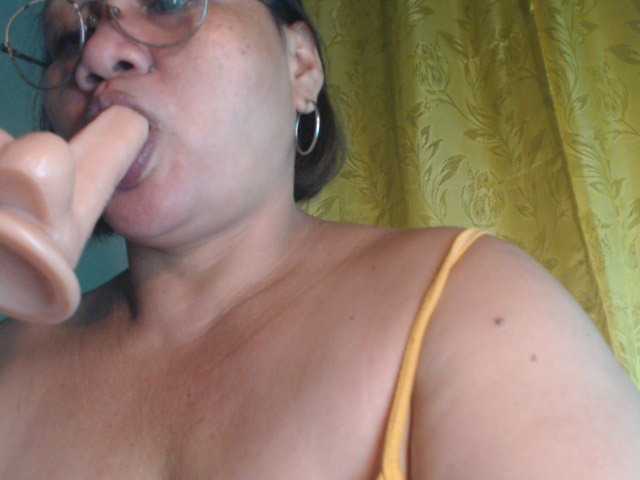 STELLA05 live cam on BongaCams