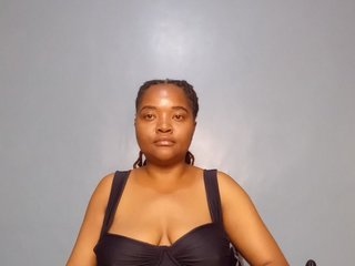 Bustymandy75's Live Webcam