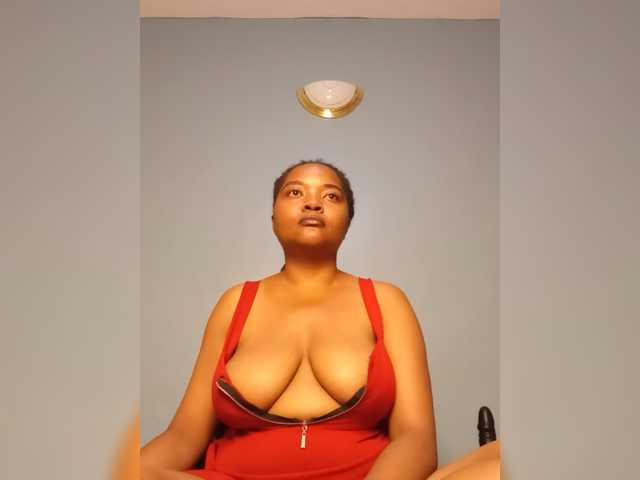 Bustymandy75