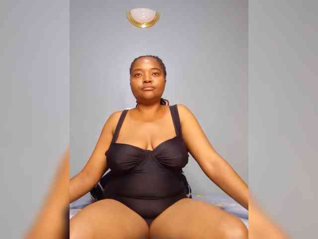 Bustymandy75 webcam