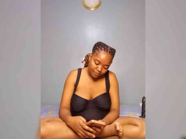 Bustymandy75 webcam