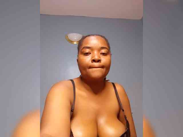 Bustymandy75 webcam