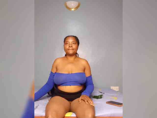 Bustymandy75 webcam