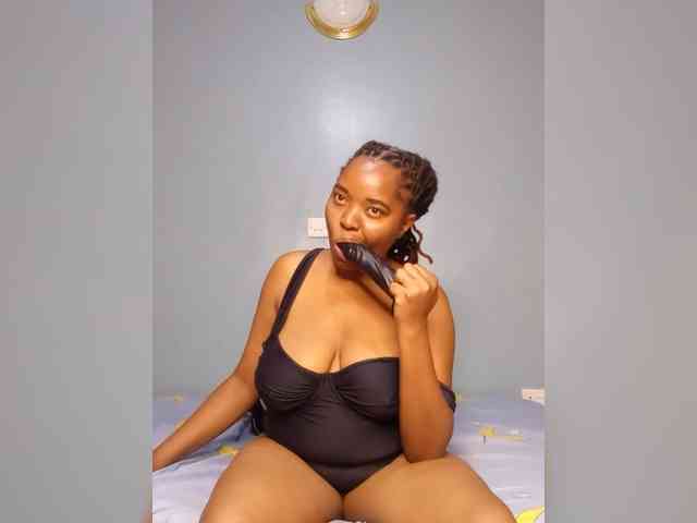 Bustymandy75 webcam