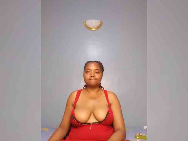 Model: Bustymandy75
