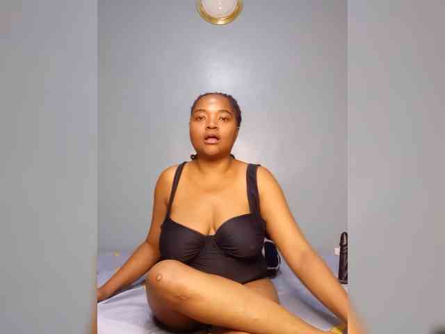 Bustymandy75 webcam