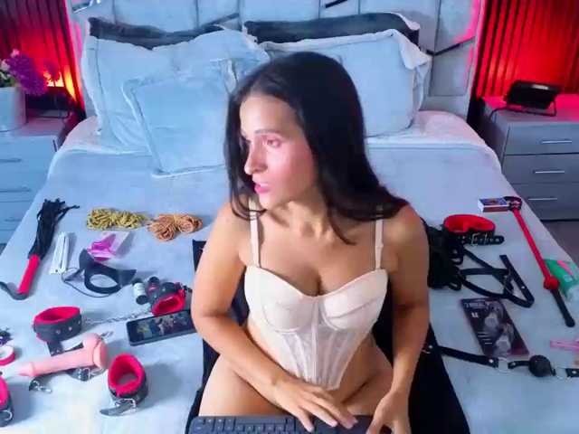 ZayraVesper live cam on BongaCams