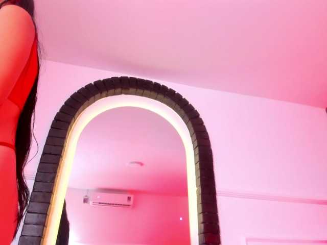 ZayraVesper live cam on BongaCams