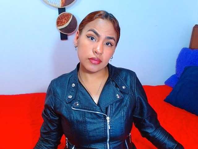 SharomCasttle live cam on BongaCams