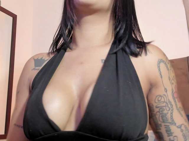 AriaBlum live cam on BongaCams