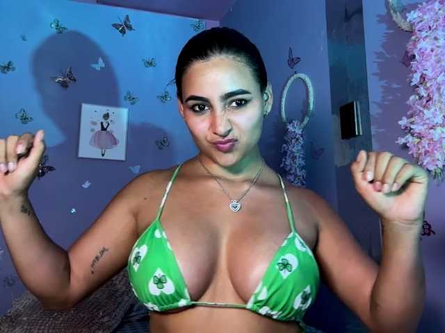 Ashlyrouxx