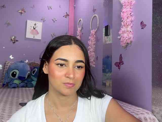 Ashlyrouxx webcam