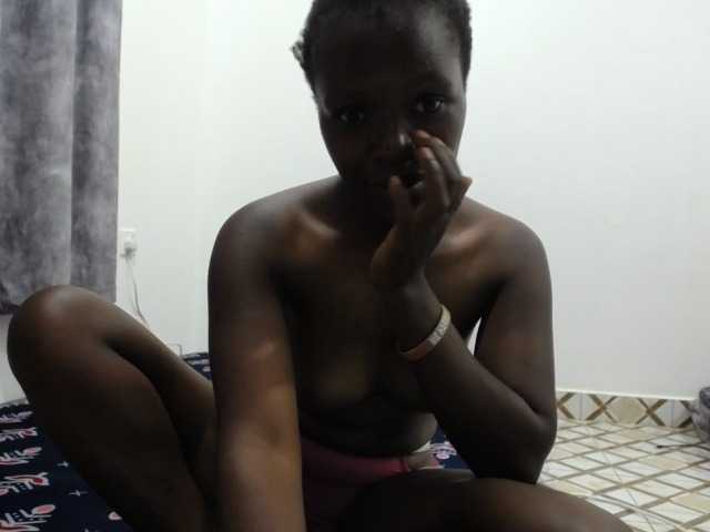 Sexylily888 live cam on BongaCams