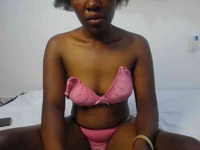 Sexylily888 webcam