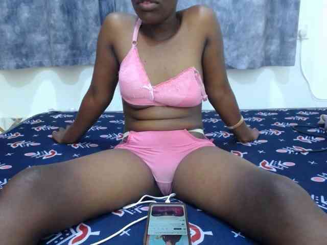 Sexylily888 webcam