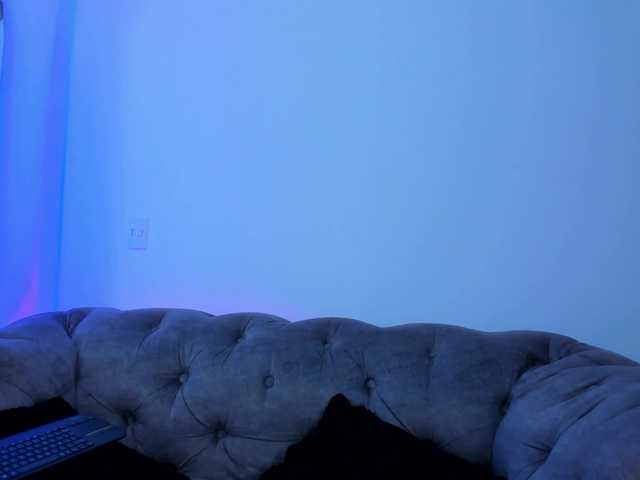 Milaowens live cam on BongaCams