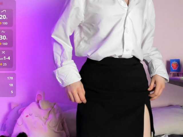 Kur0mi5 live cam on BongaCams
