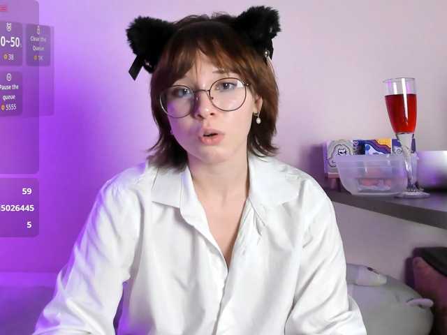 Kur0mi5 live cam on BongaCams