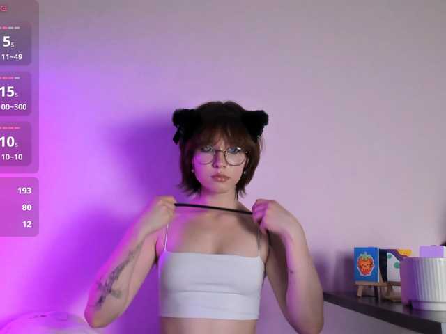 Kur0mi5 live cam on BongaCams