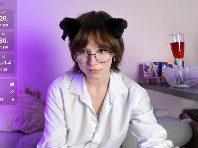 Kur0mi5 live cam on BongaCams
