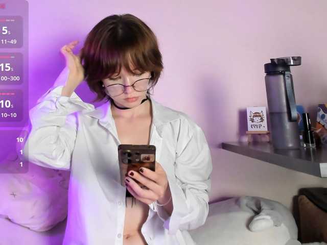 Kur0mi5 live cam on BongaCams