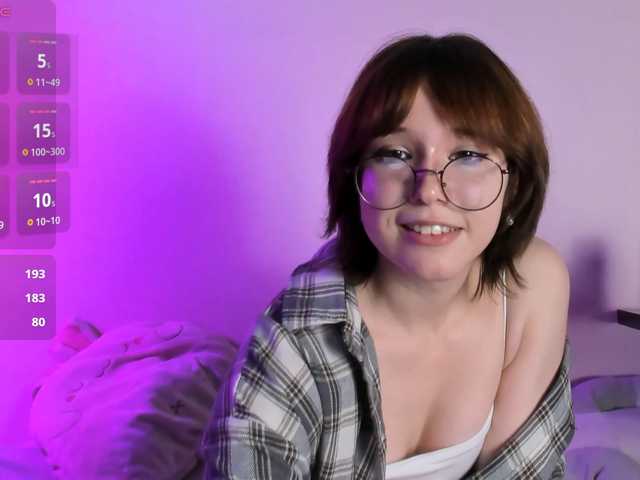 Kur0mi5 live cam on BongaCams