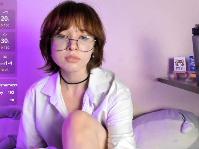 Kur0mi5 live cam on BongaCams