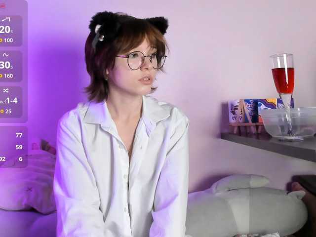 Kur0mi5 live cam on BongaCams