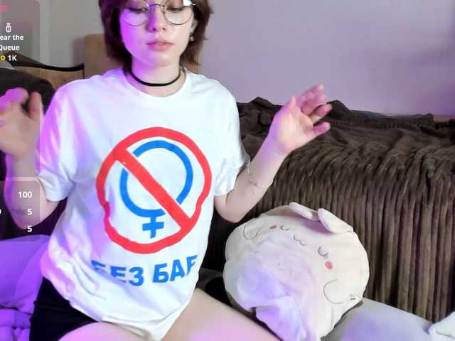 Kuromi5 live cam on BongaCams