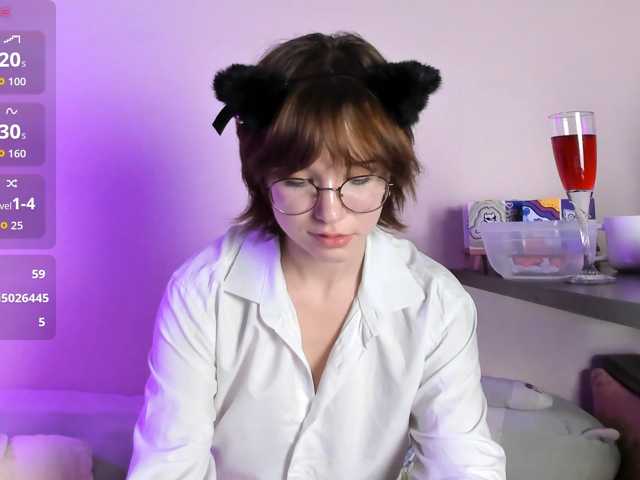 Kur0mi5 live cam on BongaCams