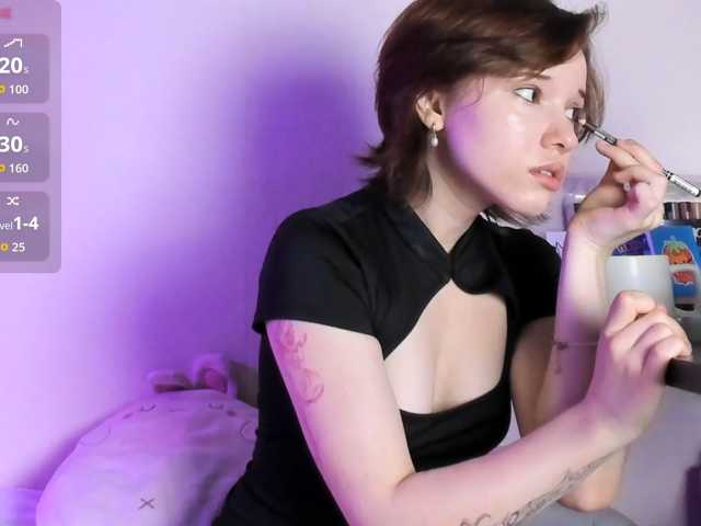 Kur0mi5 live cam on BongaCams