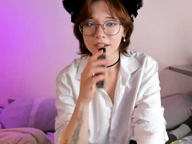 Kuromi5 live cam preview