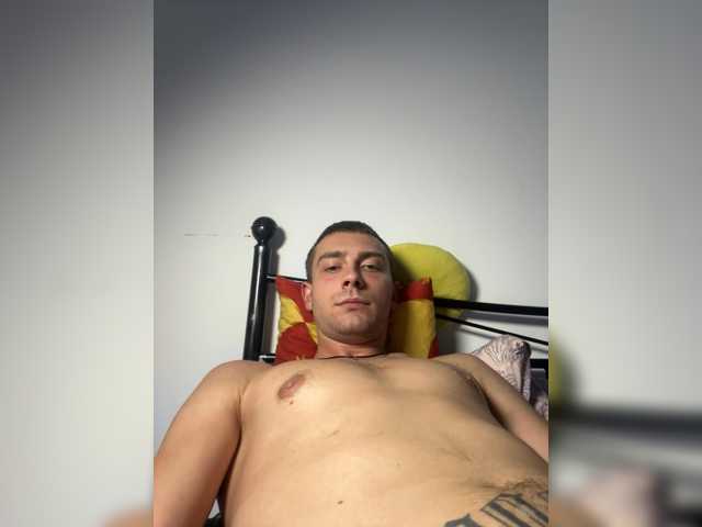 Trapboss001 live cam on BongaCams