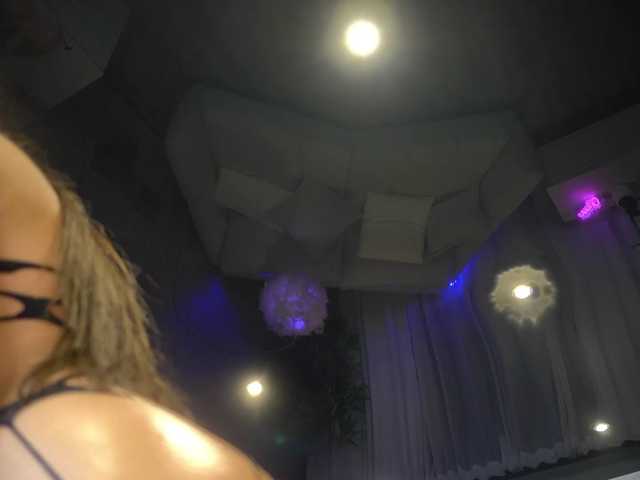 broklyne live cam on BongaCams