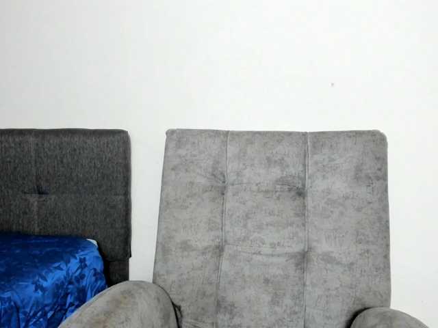 yessmellie live cam on BongaCams