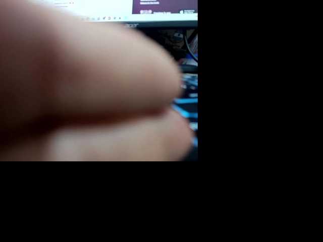 yessmellie live cam on BongaCams