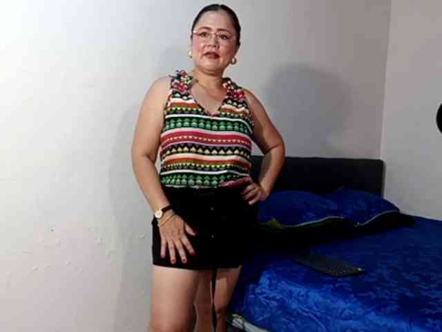 yessmellie webcam