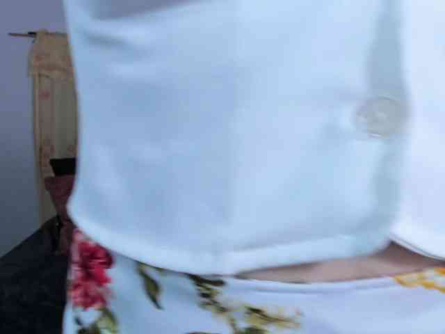 yessmellie webcam