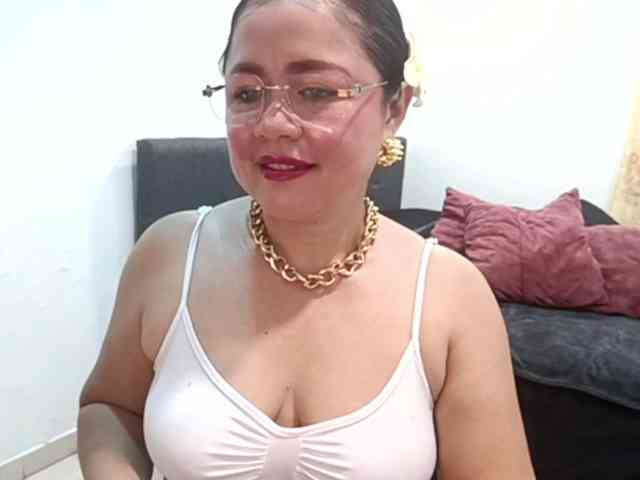 yessmellie