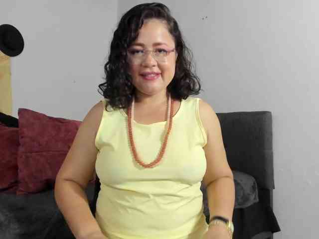 yessmellie
