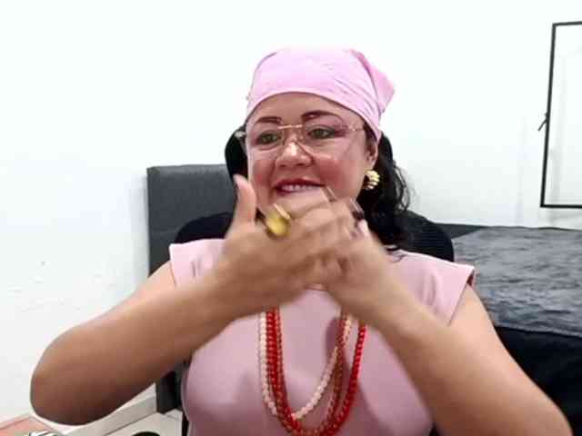 yessmellie