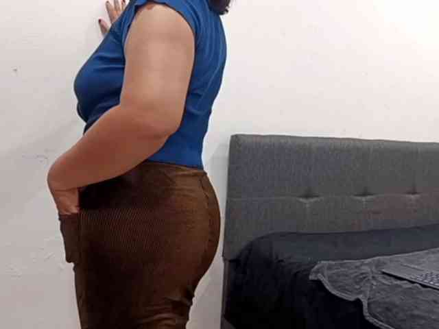 yessmellie webcam