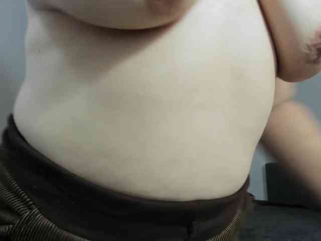 yessmellie webcam